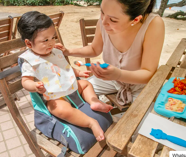 marcus and marcus baby travel dining booster seat with storage mommy bag 宝宝餐椅妈妈包